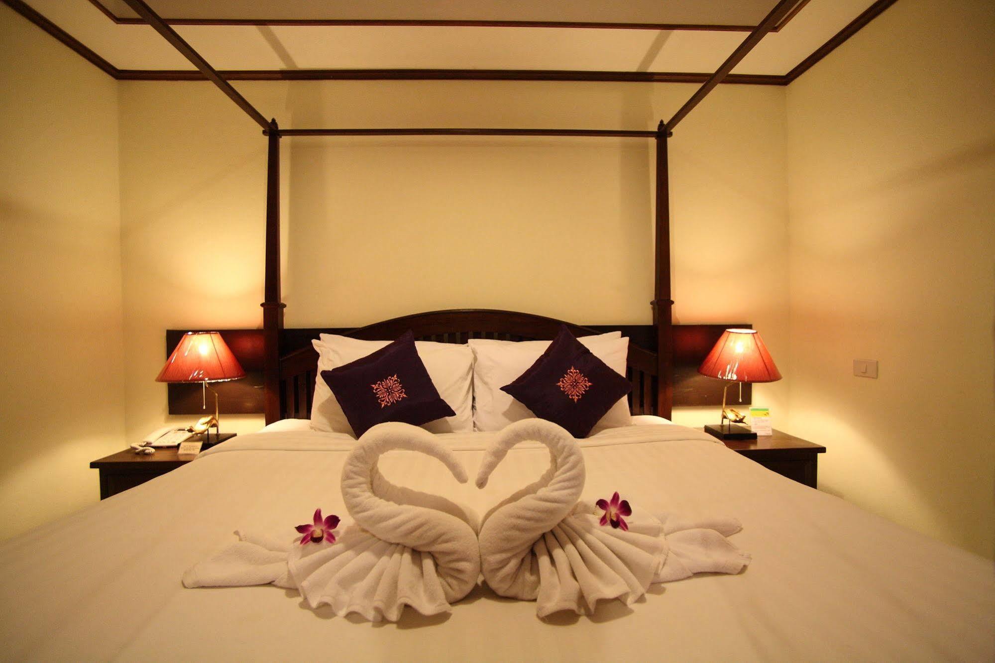 Na Thapae Hotel Chiang Mai Exterior foto